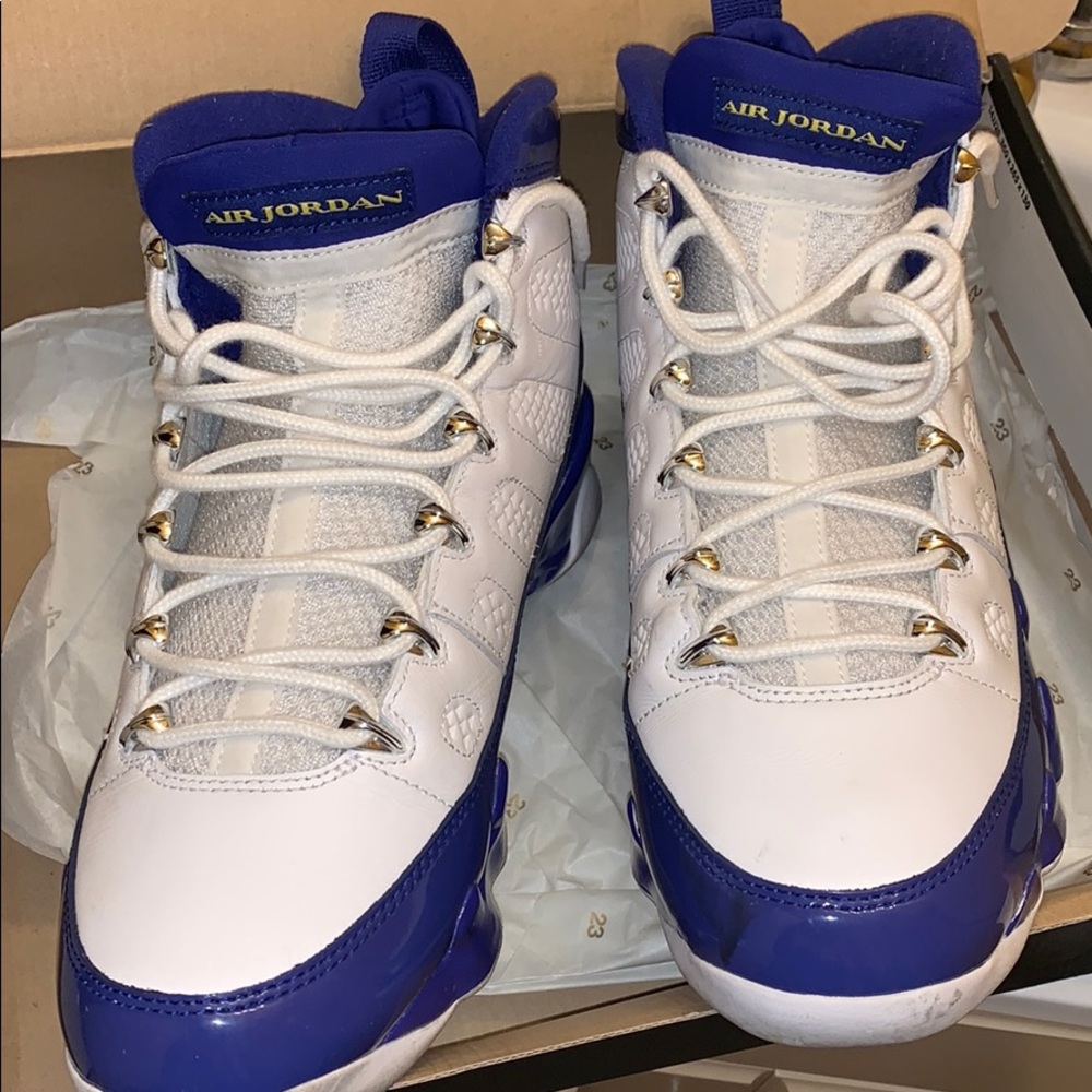 Kobe’s Retro 9🔥🔥🔥🔥